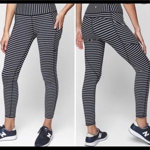 Athleta striped contender tights size xs